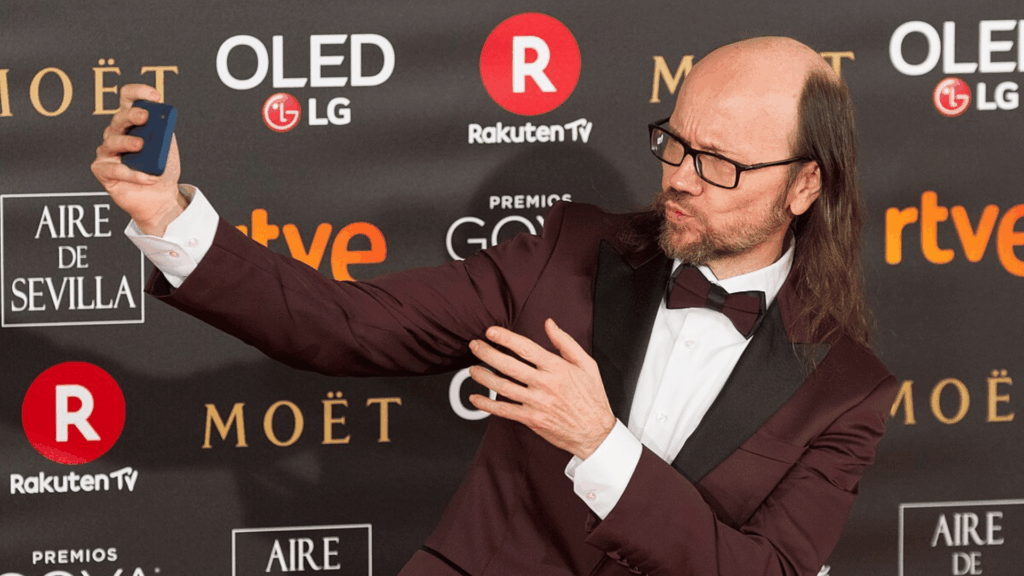 Tendencia presentadores para eventos de empresa 2026 - 18Chulos